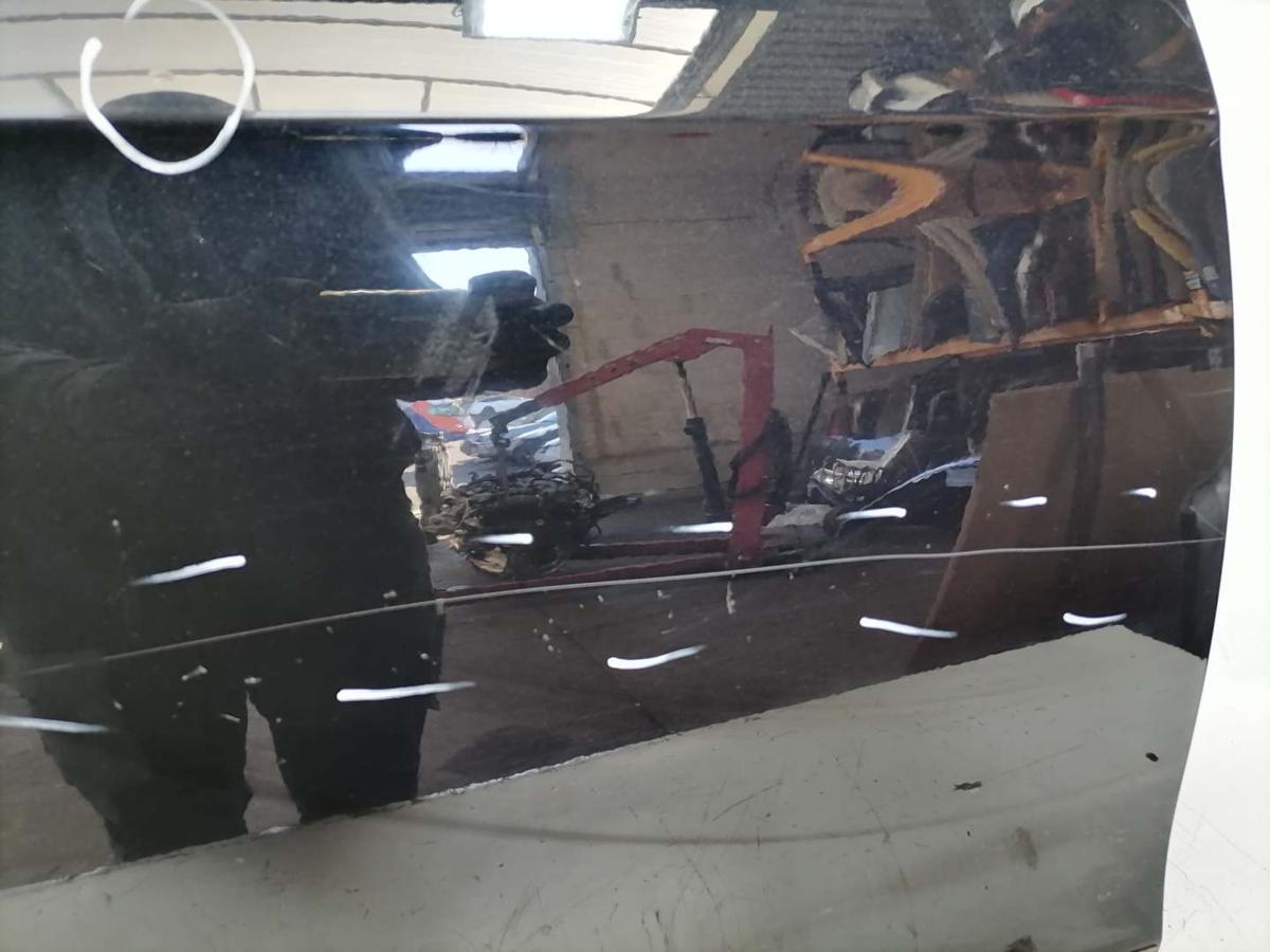 VW Passat 3C original T&uuml;r hinten rechts Kombi Variant LC9X Deepblack Bj.2009